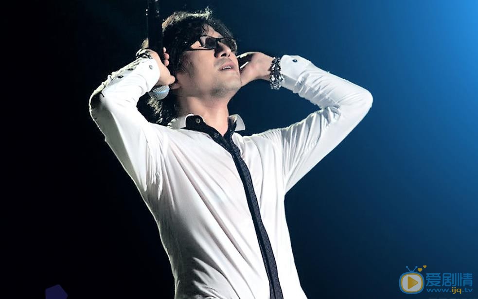 汪峰演唱会大片 汪峰高清写真_汪峰高清剧照
