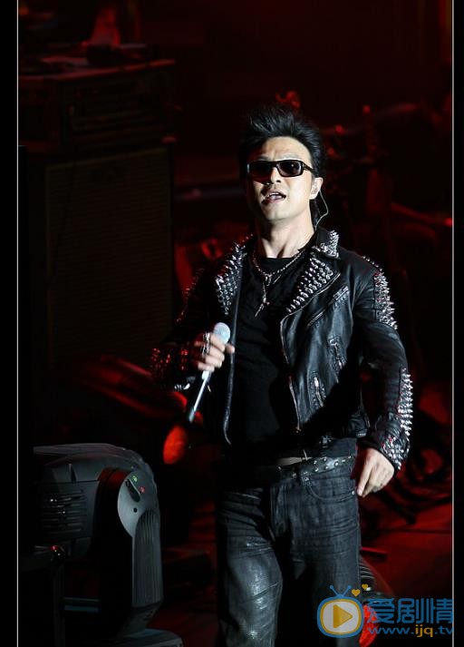 汪峰演唱会大片 汪峰高清写真_汪峰高清剧照