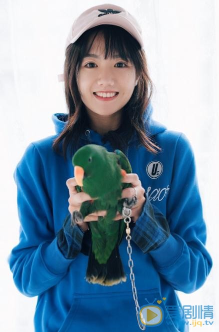 潘美烨鹦鹉写真 潘美烨高清写真_潘美烨高清剧照