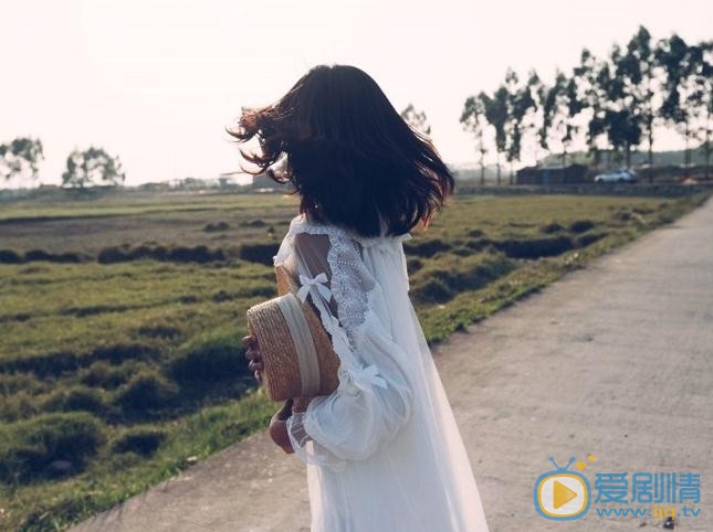 潘美烨白色写真 潘美烨高清写真_潘美烨高清剧照