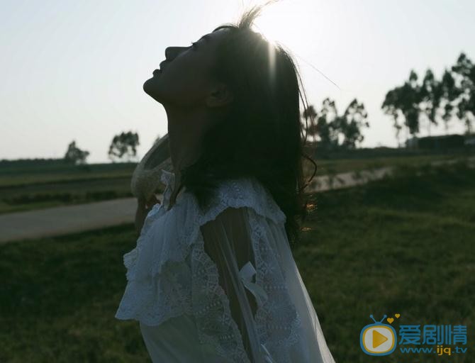 潘美烨白色写真 潘美烨高清写真_潘美烨高清剧照