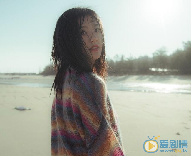 潘美烨海边写真 潘美烨高清写真_潘美烨高清剧照