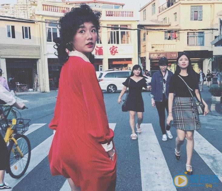 潘美烨红色写真 潘美烨高清写真_潘美烨高清剧照