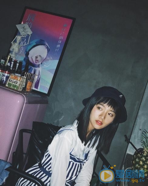 潘美烨夜色写真 潘美烨高清写真_潘美烨高清剧照