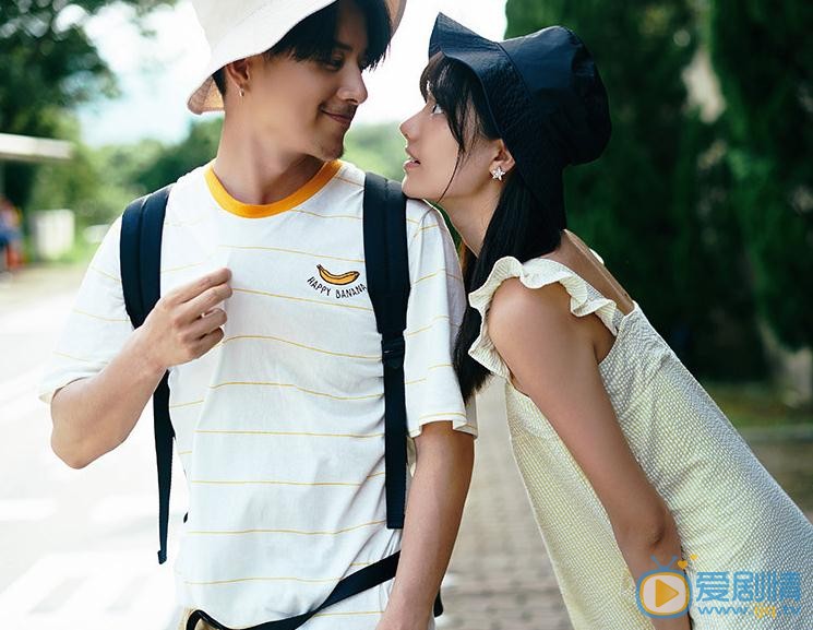 潘美烨夏日情侣写真 潘美烨高清写真_潘美烨高清剧照