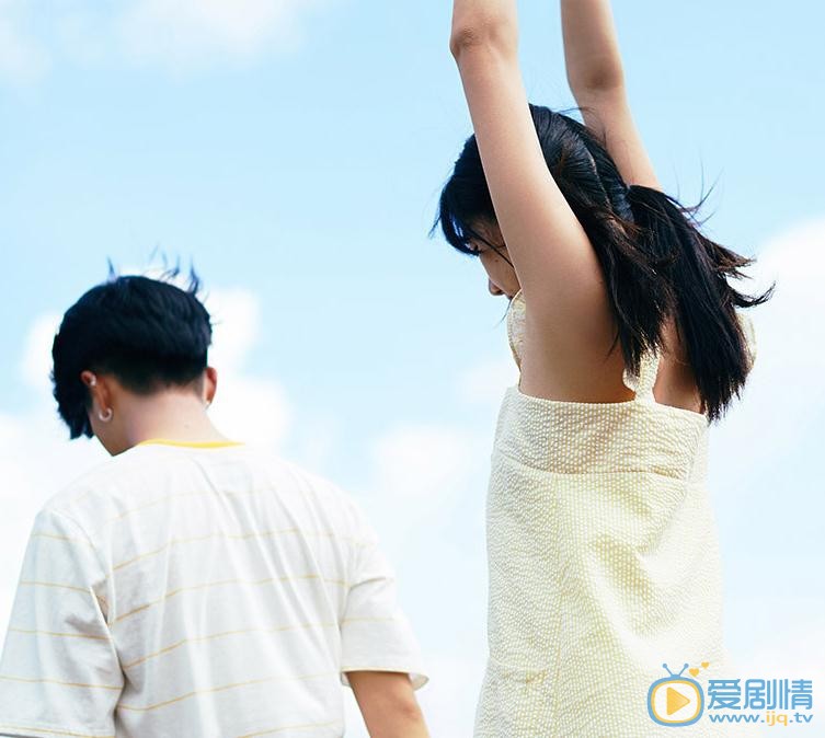 潘美烨夏日情侣写真 潘美烨高清写真_潘美烨高清剧照