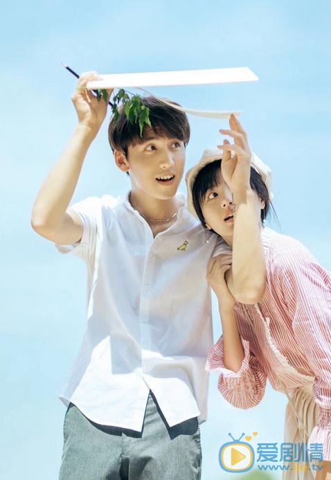 潘美烨夏日情侣写真 潘美烨高清写真_潘美烨高清剧照