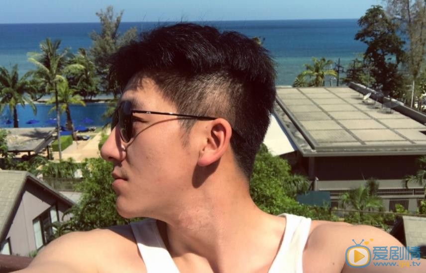 康磊生活照 康磊高清写真_康磊高清剧照