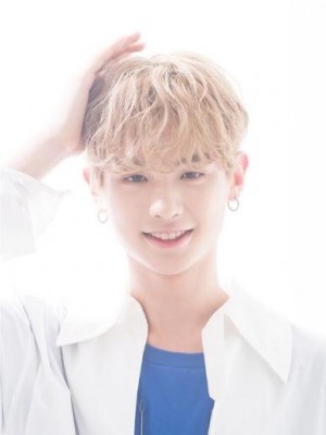 黄明昊