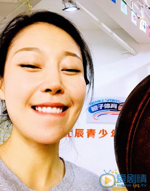 余思潞生活照 余思潞高清写真_余思潞高清剧照