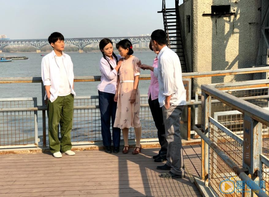 周密片场照 周密高清写真_周密高清剧照