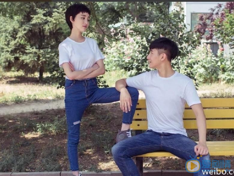 张皓伦校园写真 张皓伦高清写真_张皓伦高清剧照