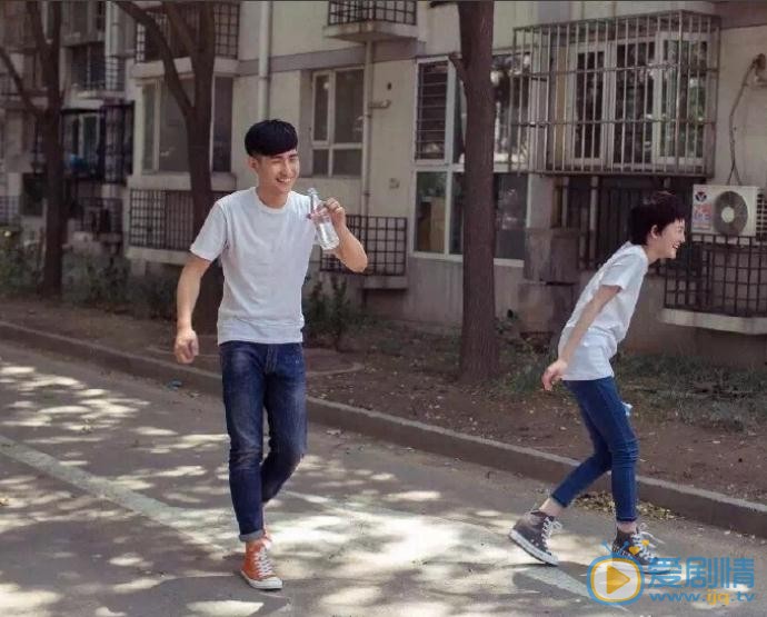 张皓伦校园写真 张皓伦高清写真_张皓伦高清剧照