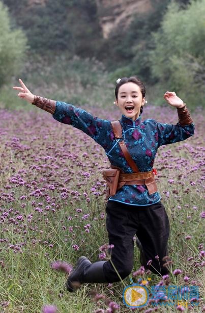杨梅气质写真 杨梅高清写真_杨梅高清剧照