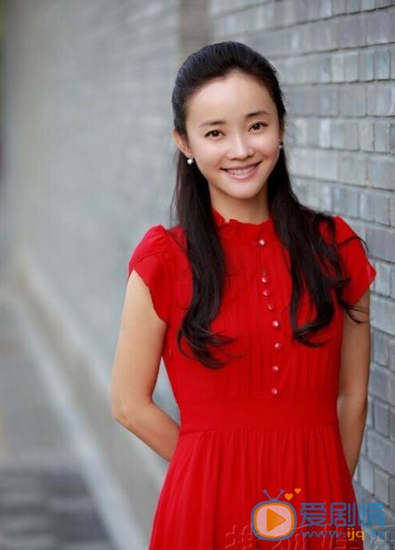 杨梅片场照 杨梅高清写真_杨梅高清剧照