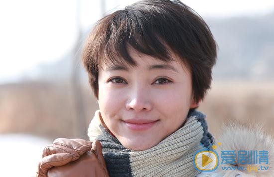 杨梅生活照 杨梅高清写真_杨梅高清剧照