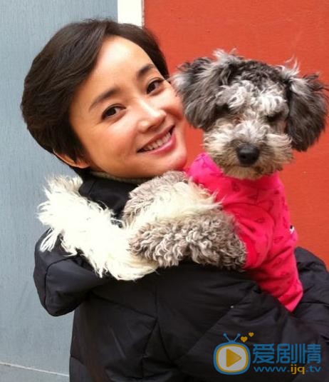 杨梅生活照 杨梅高清写真_杨梅高清剧照