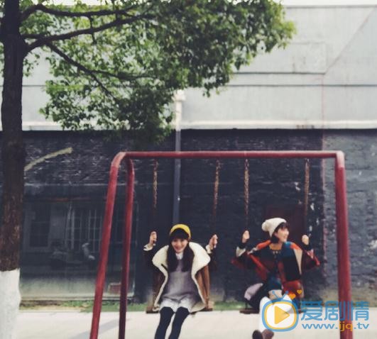 王文娜闺蜜合照 王文娜高清写真_王文娜高清剧照