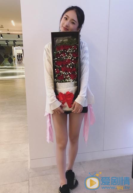 谭盐盐生活照 谭盐盐高清写真_谭盐盐高清剧照