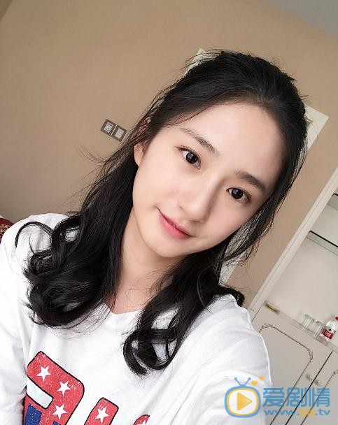 谭盐盐生活照 谭盐盐高清写真_谭盐盐高清剧照