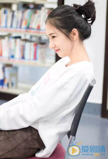 谭盐盐颓废写真 谭盐盐高清写真_谭盐盐高清剧照