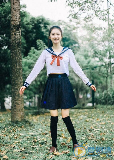 谭盐盐制服写真 谭盐盐高清写真_谭盐盐高清剧照
