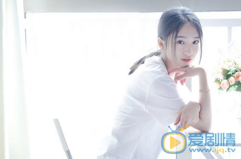 谭盐盐情侣写真 谭盐盐高清写真_谭盐盐高清剧照
