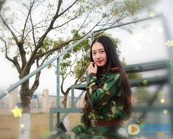 谭盐盐军训照 谭盐盐高清写真_谭盐盐高清剧照