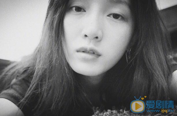 孟佳生活照 孟佳高清写真_孟佳高清剧照