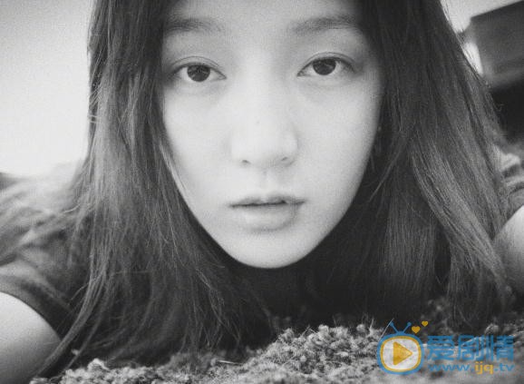 孟佳生活照 孟佳高清写真_孟佳高清剧照