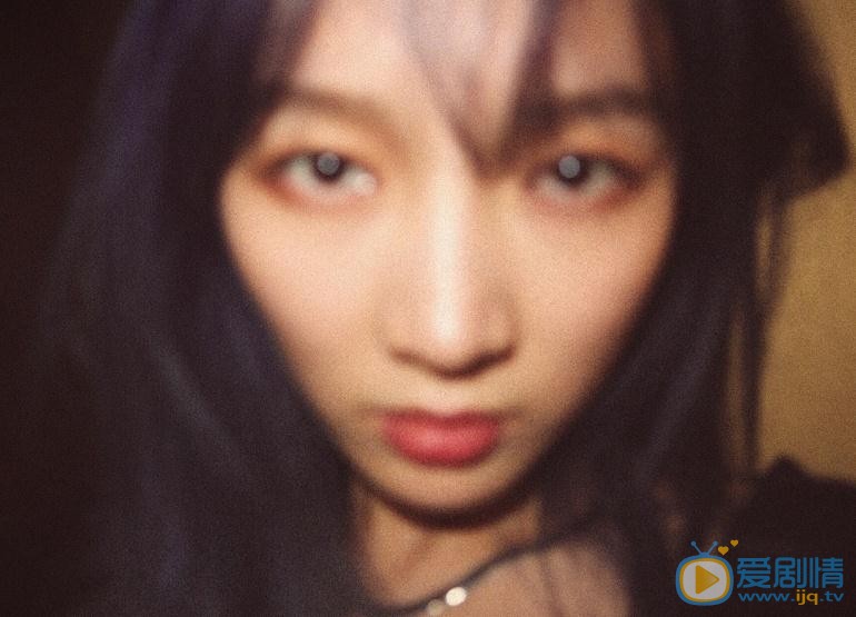 孟佳颓废写真 孟佳高清写真_孟佳高清剧照