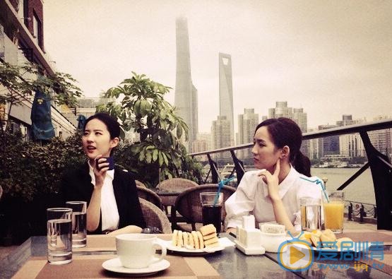 孟佳《第三种爱情》剧照 孟佳高清写真_孟佳高清剧照