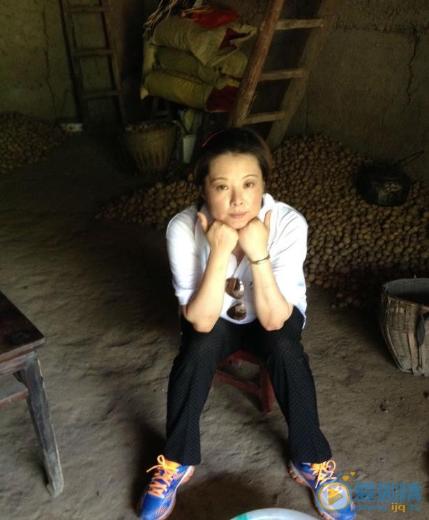 袁立公益慈善活动 袁立高清写真_袁立高清剧照