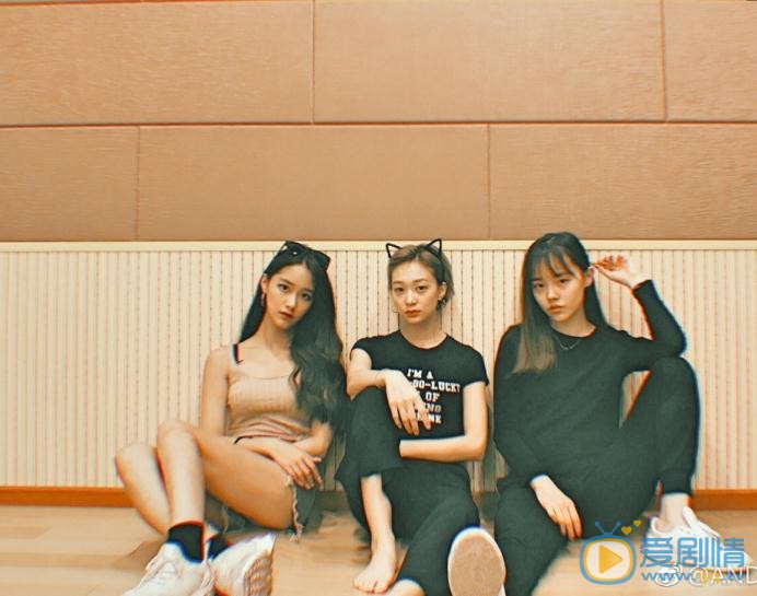 陈盈燕乐队写真 陈盈燕高清写真_陈盈燕高清剧照
