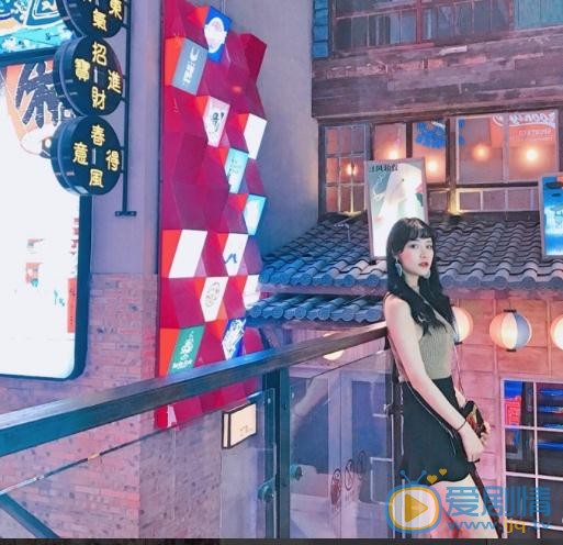 陈盈燕俏丽写真 陈盈燕高清写真_陈盈燕高清剧照