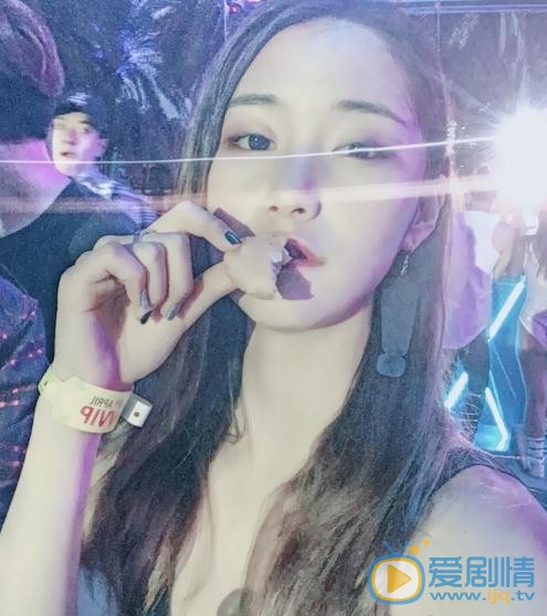 陈盈燕俏丽写真 陈盈燕高清写真_陈盈燕高清剧照