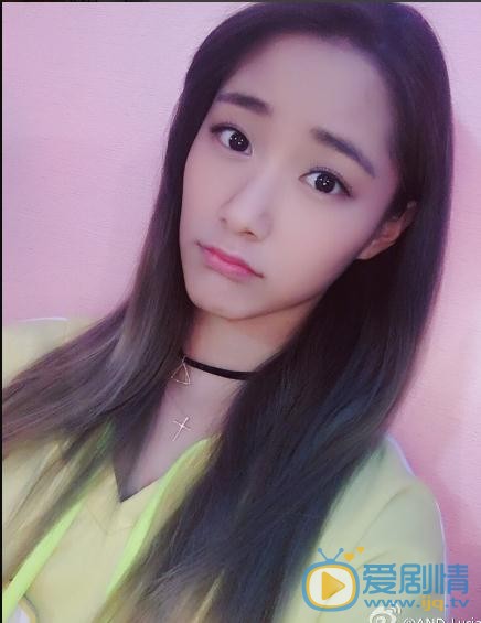 陈盈燕机场照写真 陈盈燕高清写真_陈盈燕高清剧照