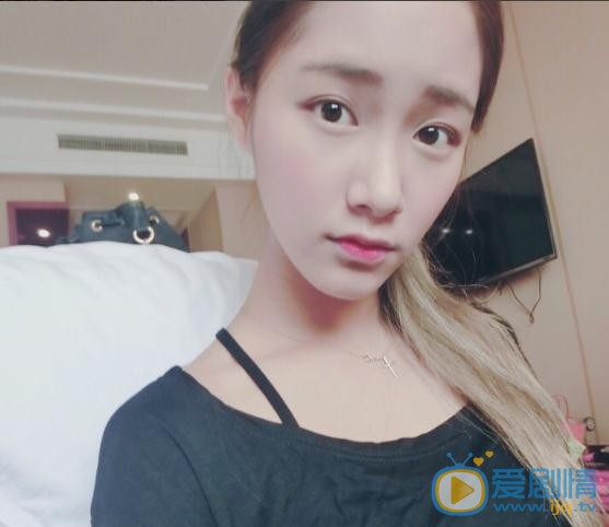 陈盈燕机场照写真 陈盈燕高清写真_陈盈燕高清剧照