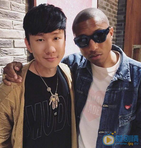 林俊杰与人合照 林俊杰高清写真_林俊杰高清剧照