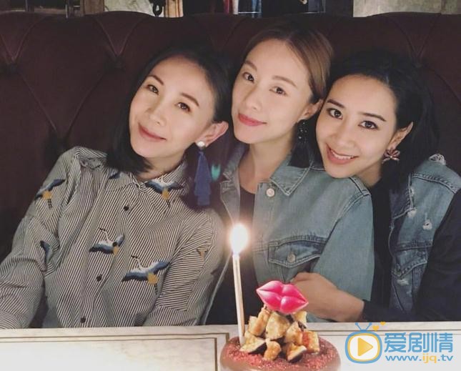 邓丽欣生活照 邓丽欣高清写真_邓丽欣高清剧照