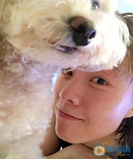 邓丽欣生活照 邓丽欣高清写真_邓丽欣高清剧照
