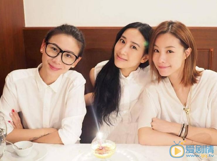 邓丽欣生活照 邓丽欣高清写真_邓丽欣高清剧照