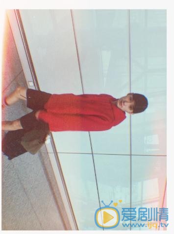 黄世超街拍写真 黄世超高清写真_黄世超高清剧照