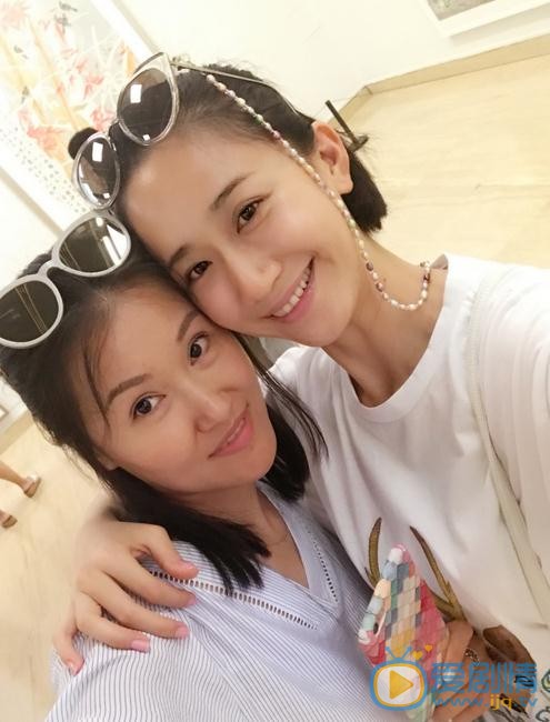 司珂华生活照 司珂华高清写真_司珂华高清剧照