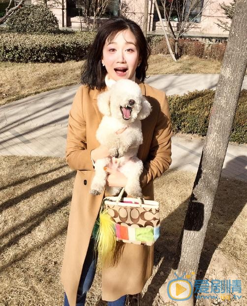 司珂华生活照 司珂华高清写真_司珂华高清剧照