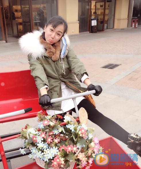 司珂华生活照 司珂华高清写真_司珂华高清剧照