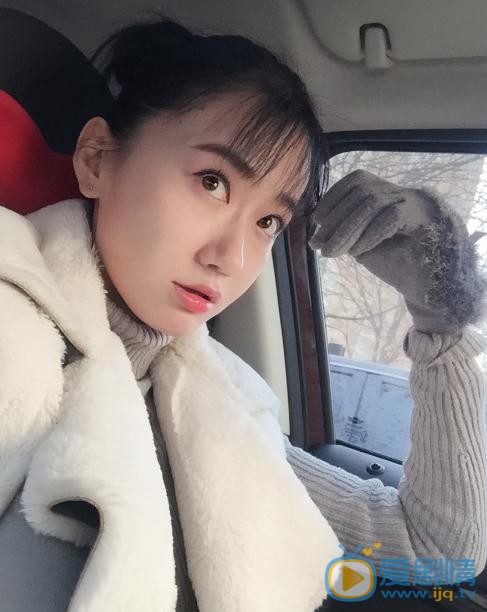 司珂华生活照 司珂华高清写真_司珂华高清剧照