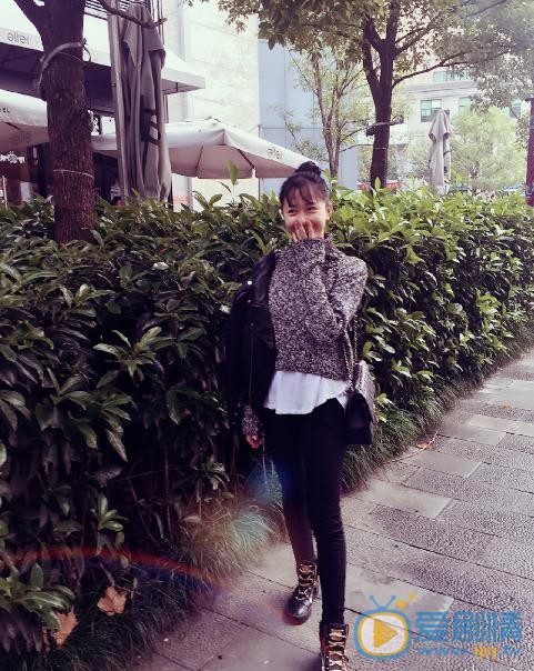 司珂华旅游照 司珂华高清写真_司珂华高清剧照