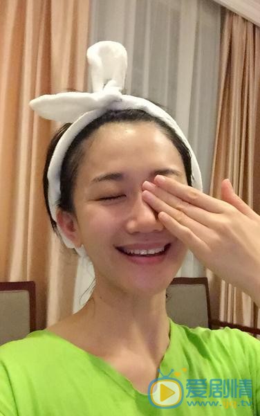 司珂华生活照 司珂华高清写真_司珂华高清剧照
