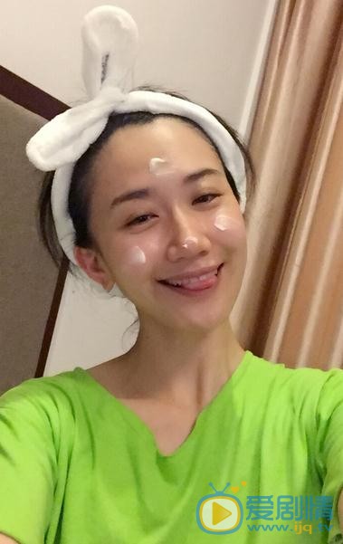 司珂华生活照 司珂华高清写真_司珂华高清剧照